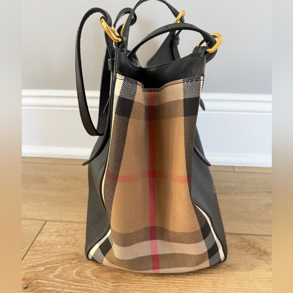 Burberry House Check Derby Canterbury Tote, Black Leather, Authentic, Like New - Picture 3 of 14